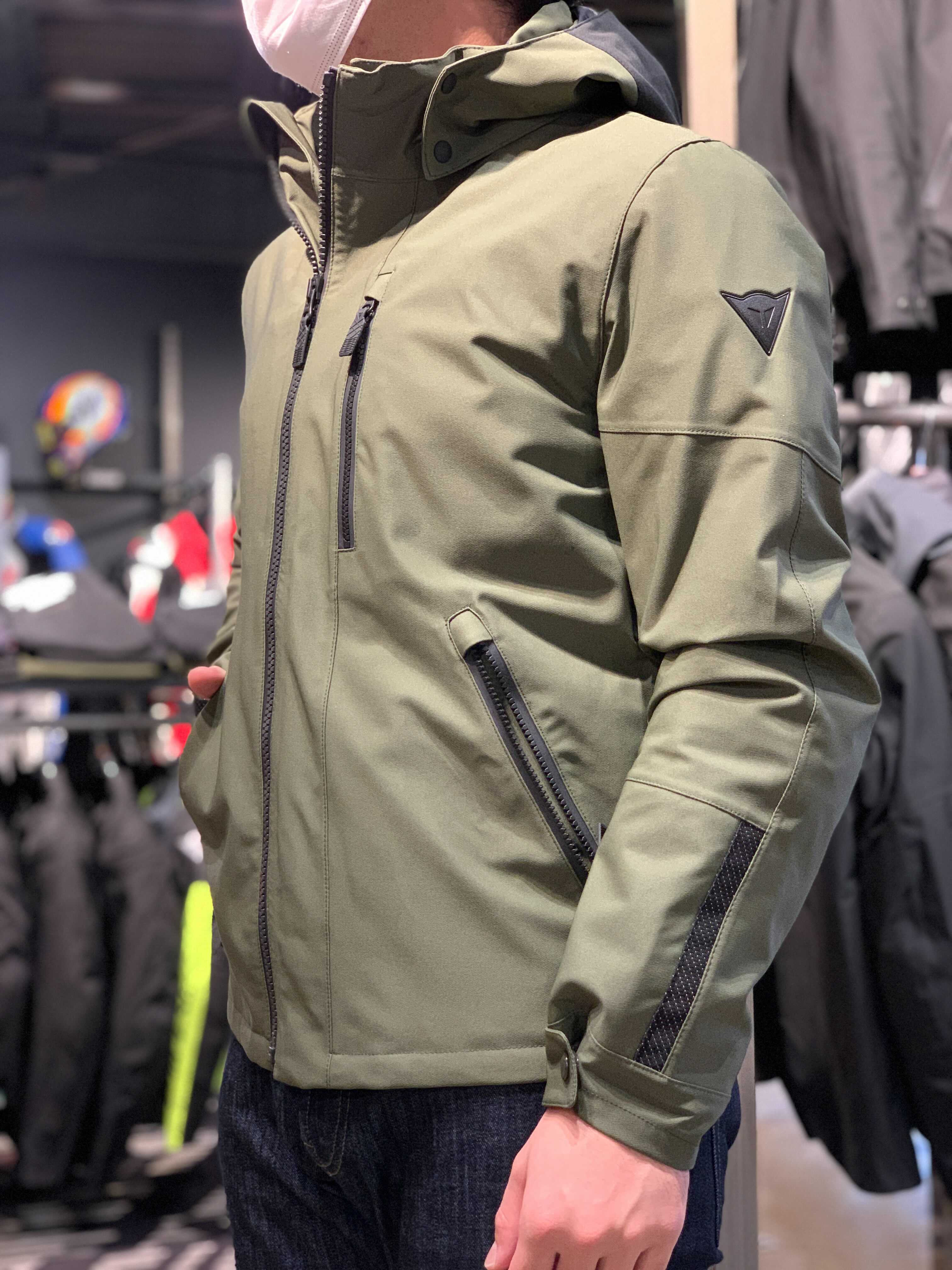 スタッフのコレ買っちゃいました カジュアルさが大人気の